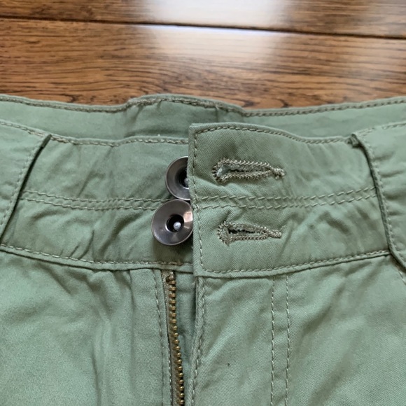 COPY - Suzy Shier women’s shorts - Picture 3 of 5